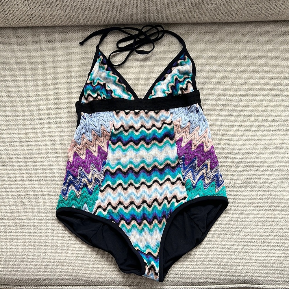 Missing One Piece swimsuit IT42